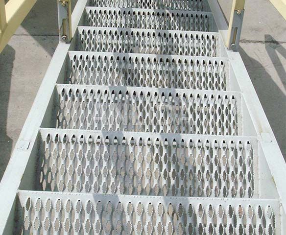 Raised Metal Mesh